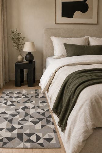Large Eden Rug with Geometric Patterns – 100% Bikaner Wool