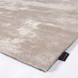 Beige Viscose Rug 80x200 – Annamitique – close-up of the edge