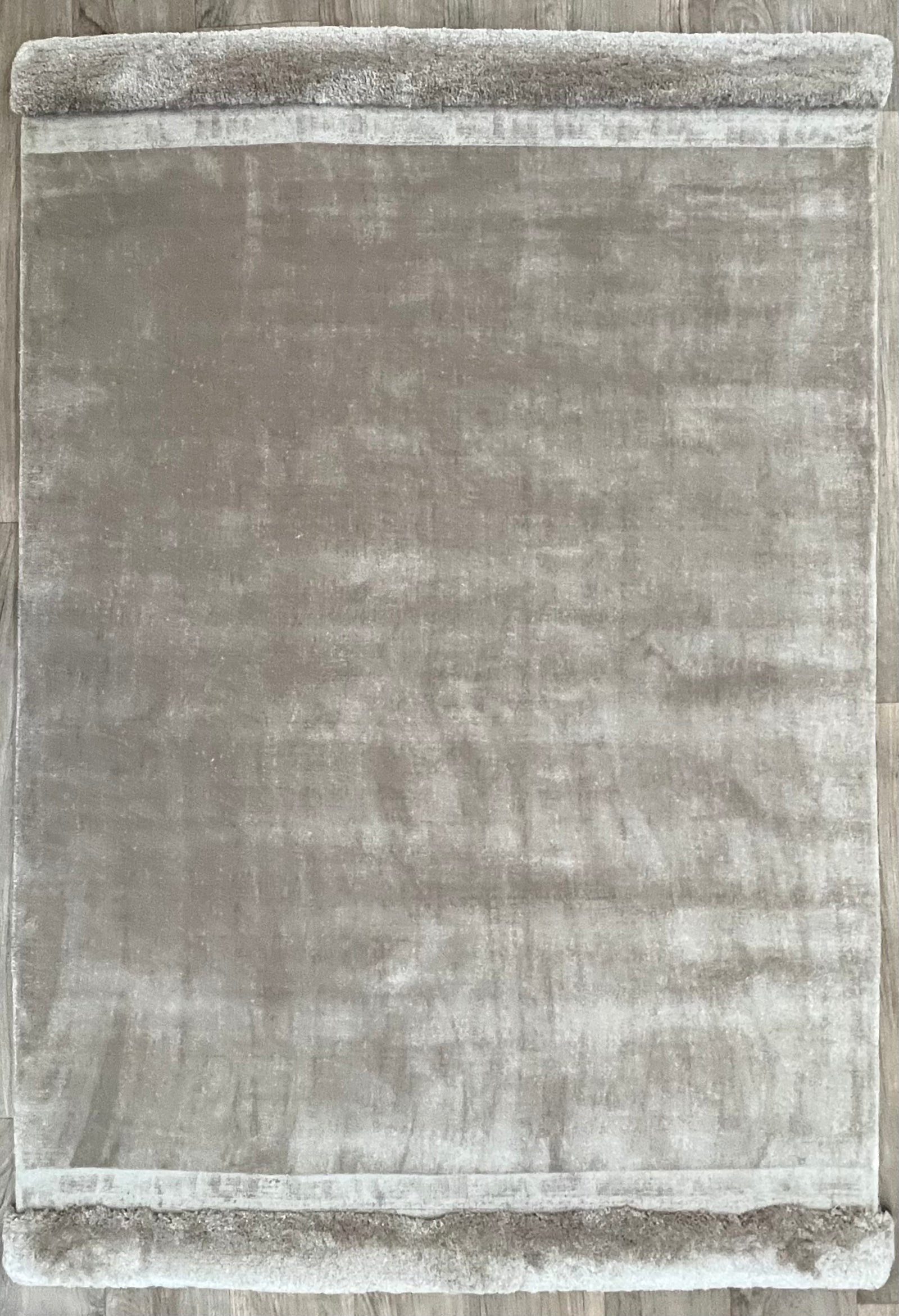 Elégant et original tapis gris - 100% polyester - Fliz