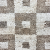 Vloerkleed beige en bruin van brandnetel – Nettle – detail van de weving