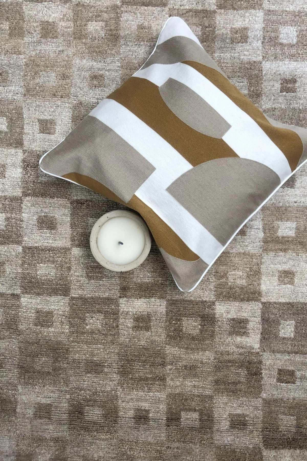 Beige and Brown Vintage Nettle Rug – Nettle – photo of the rug