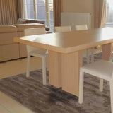 Tapis taupe en bambou – Bamboo, dans une salle à manger