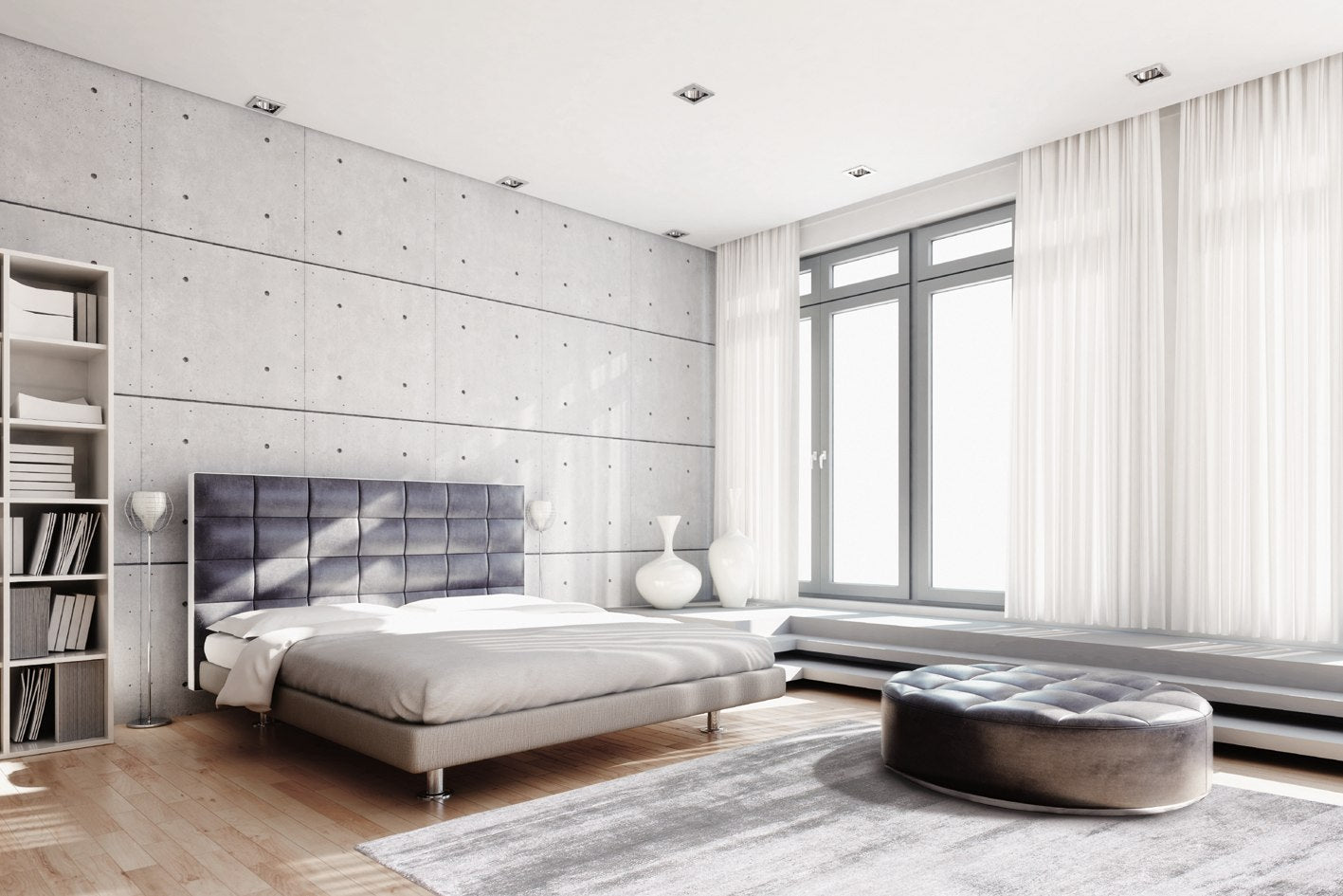 Tapis gris en soie de bambou disposé dans une chambre moderne, apportant douceur, lumière et élégance à la pièce