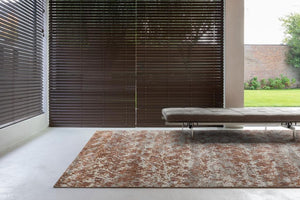 Heredity Donker Koper Schots Tapijt – Wol & Bamboezijde – Handgeknoopt (100 knopen)