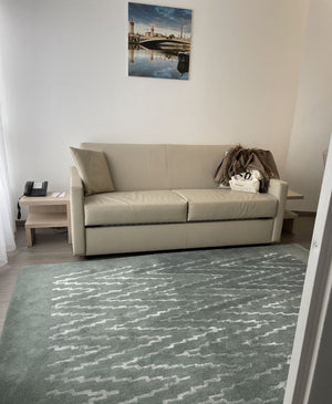 Tapis Laine Viscose motifs zigzag bleu argenté