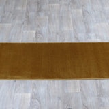 Tapis de couloir or en polyamide 70x250 – Pacs