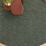 Alfombra verde de pelo corto de poliamida 220x400 – Clarity, en un salón