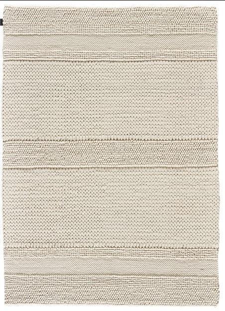White Wool Rug – Mood – full view of the rug
