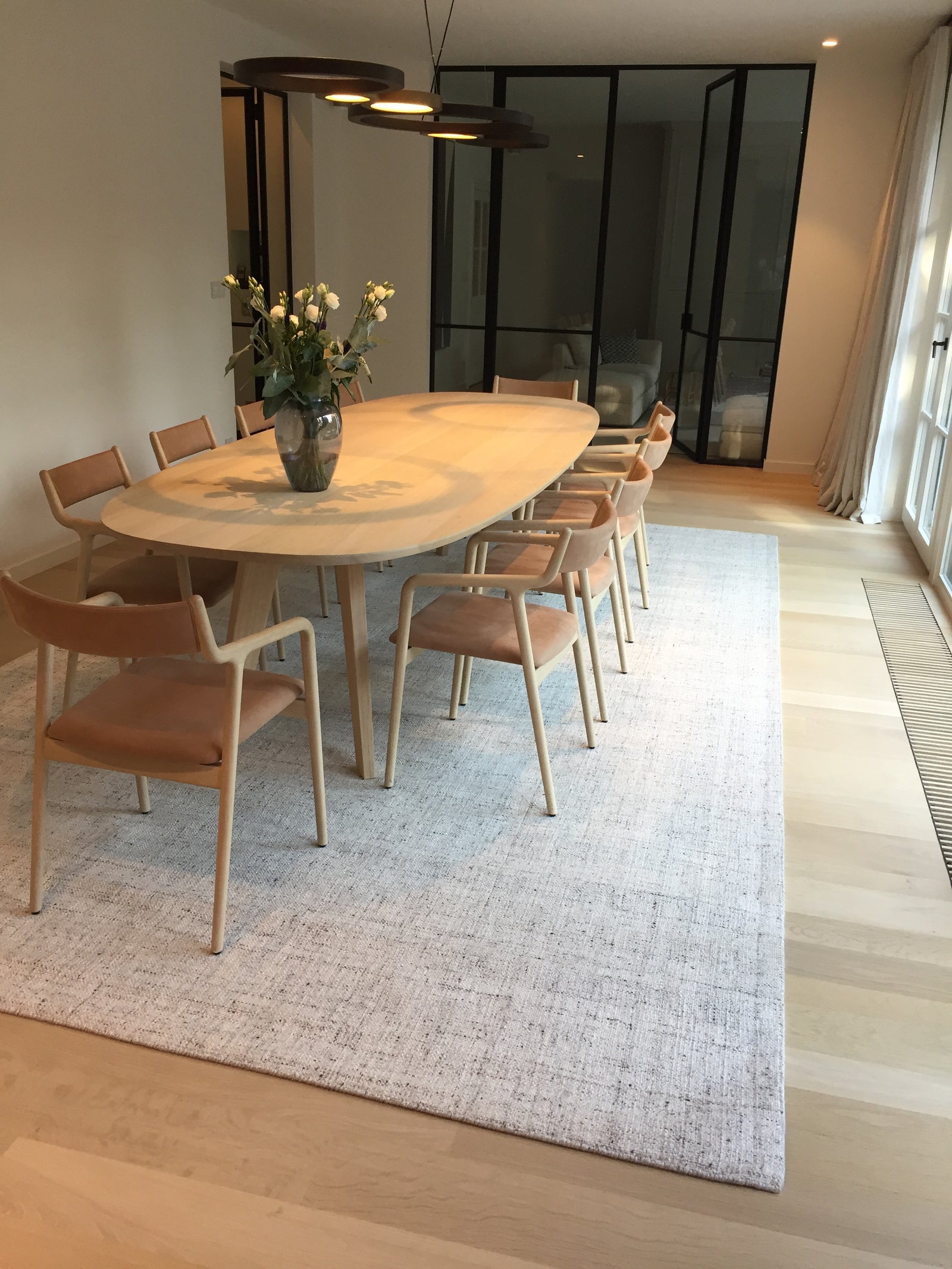 Tapis blanc tissé main - laine et viscose