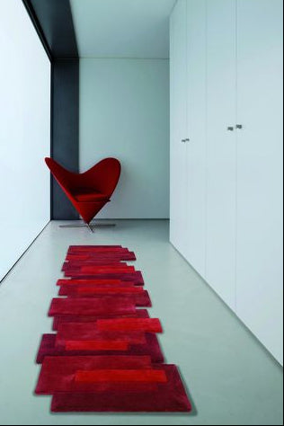 Tapis de couloir à motifs géométriques (Effet Relief/3D) Rouge en Laine NZ & Bikaner – Mola (70x250)