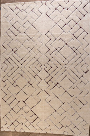 Tapis doux ivoire à motifs géométriques en laine, vue de face, texture moelleuse et design contemporain