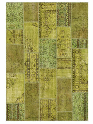 Tapis patchwork recyclé en laine et coton vert jaune marron — vue de face complète du motif