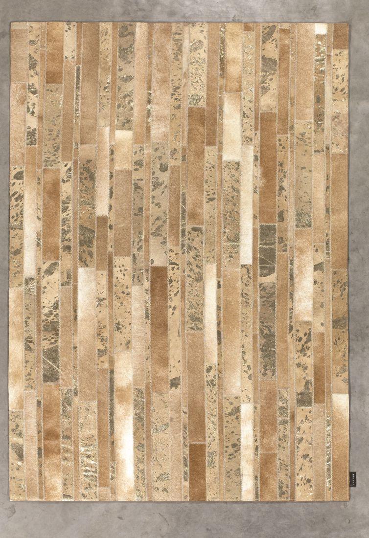Alfombra marrón y beige de cuero – Starmo – vista completa de la alfombra