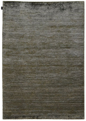 Tapis en soie de bambou raffiné gris-vert, vue de face, texture soyeuse et finition haut de gamme