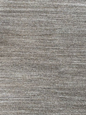 Tapis gris et orange en PET recyclé adapté pour intérieur et extérieur, vue de face, texture tissée responsable