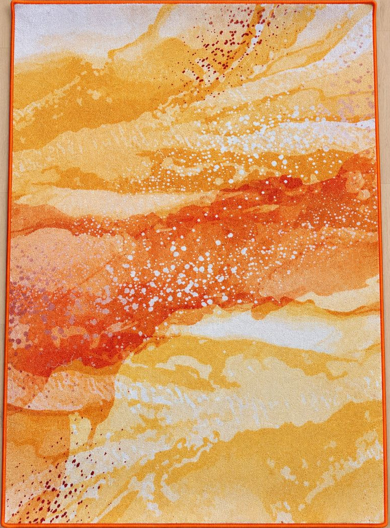 Tapis abstrait orange à poils ras en polyamide 140x200 – Fusion