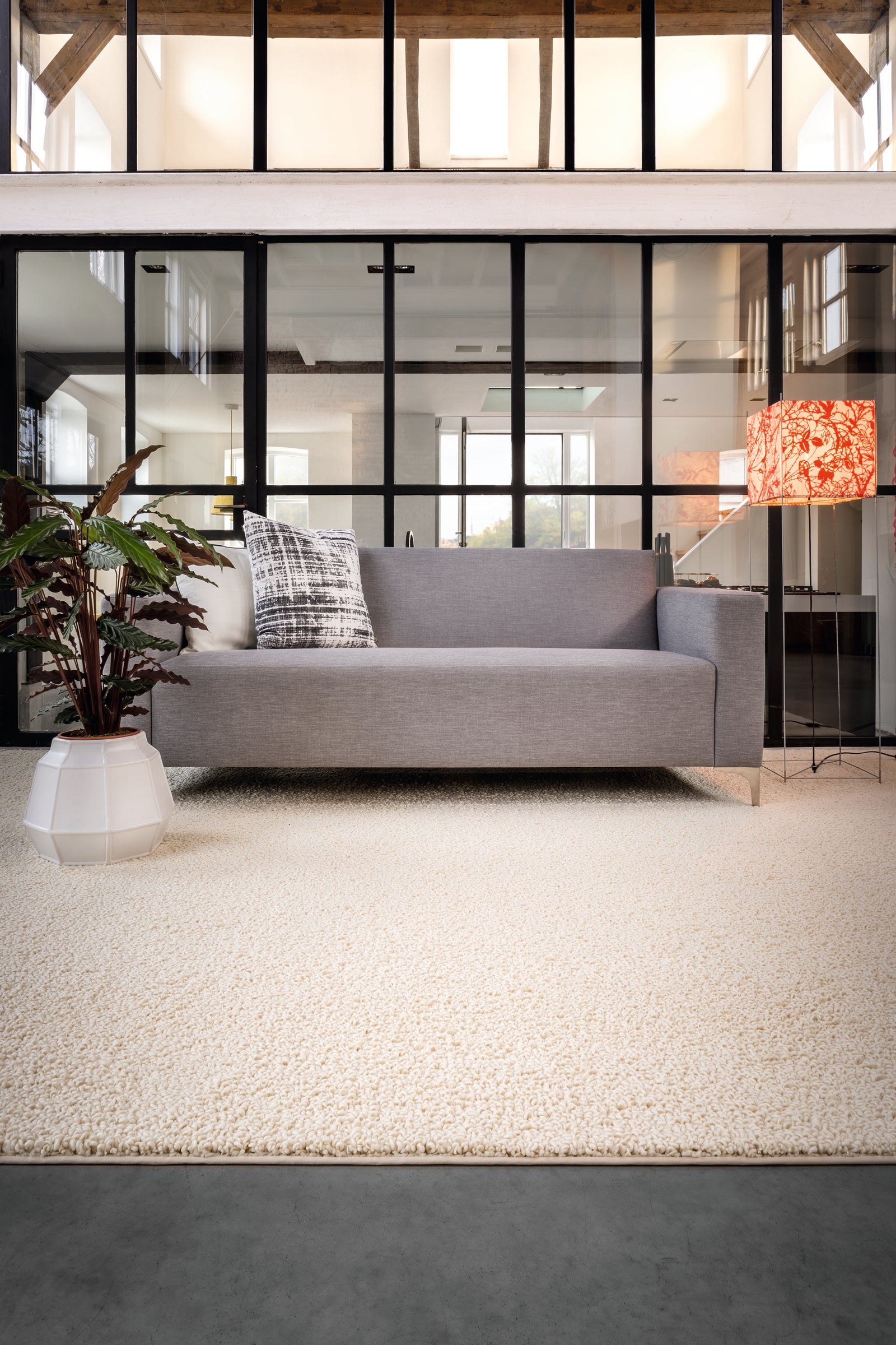Grand Tapis Wooly JU101 Gris Uni – 100% Laine Finition Serged - Tapis Contemporains à Prix Outlet - Bel-Deco