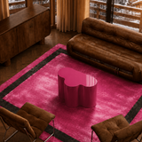 Teppich Pink und Schwarz aus Viskose – Annamitique, im Wohnzimmer