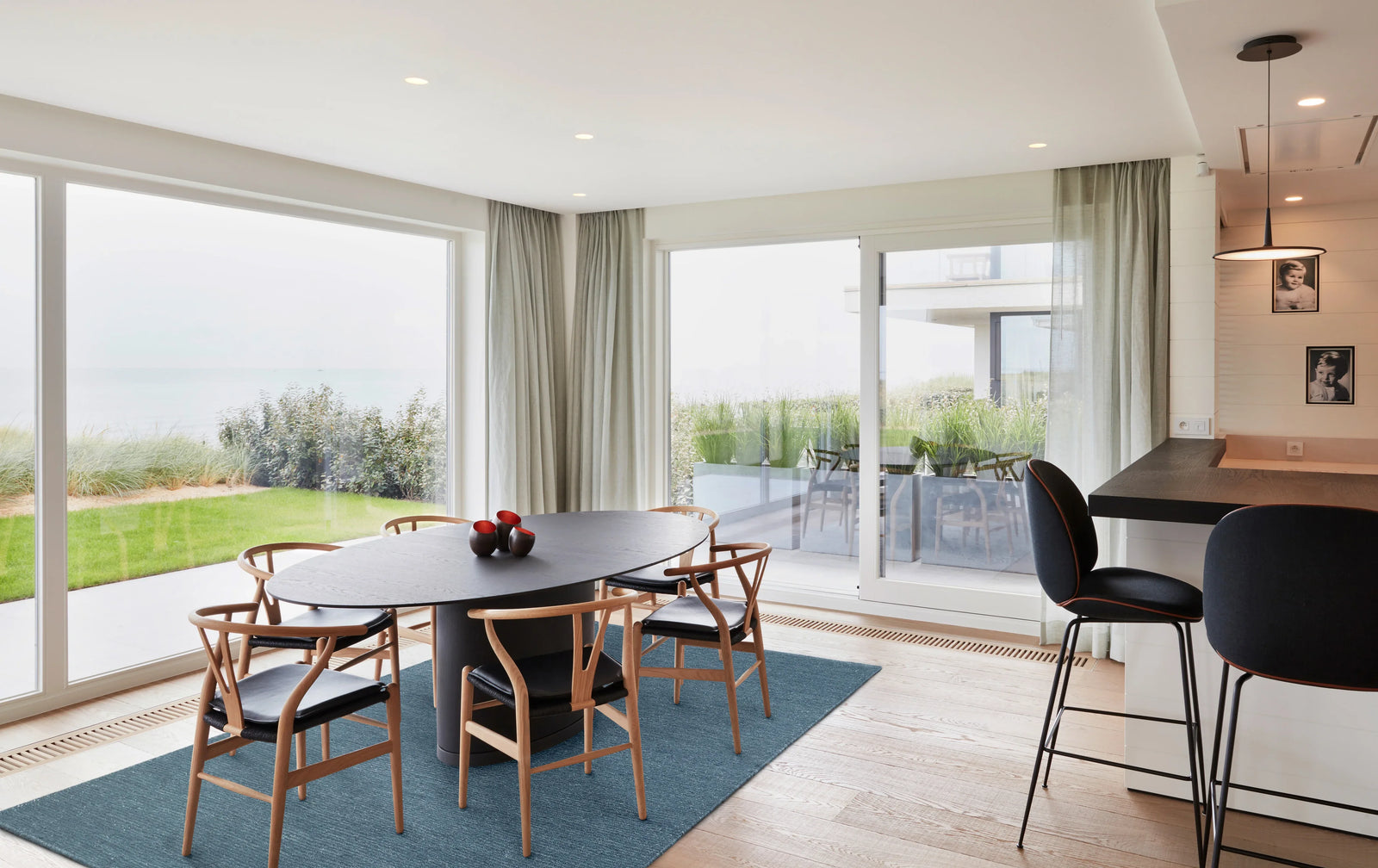 Kito Blue Handspun Wool Rug - Contemporary Rugs at Outlet Prices - Bel-Deco