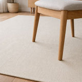 Tapis blanc en laine – Milhac, dans une salle à manger