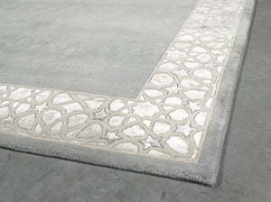 Promotion grand tapis à motif floral gris en laine de Nouvelle Zélande et viscose