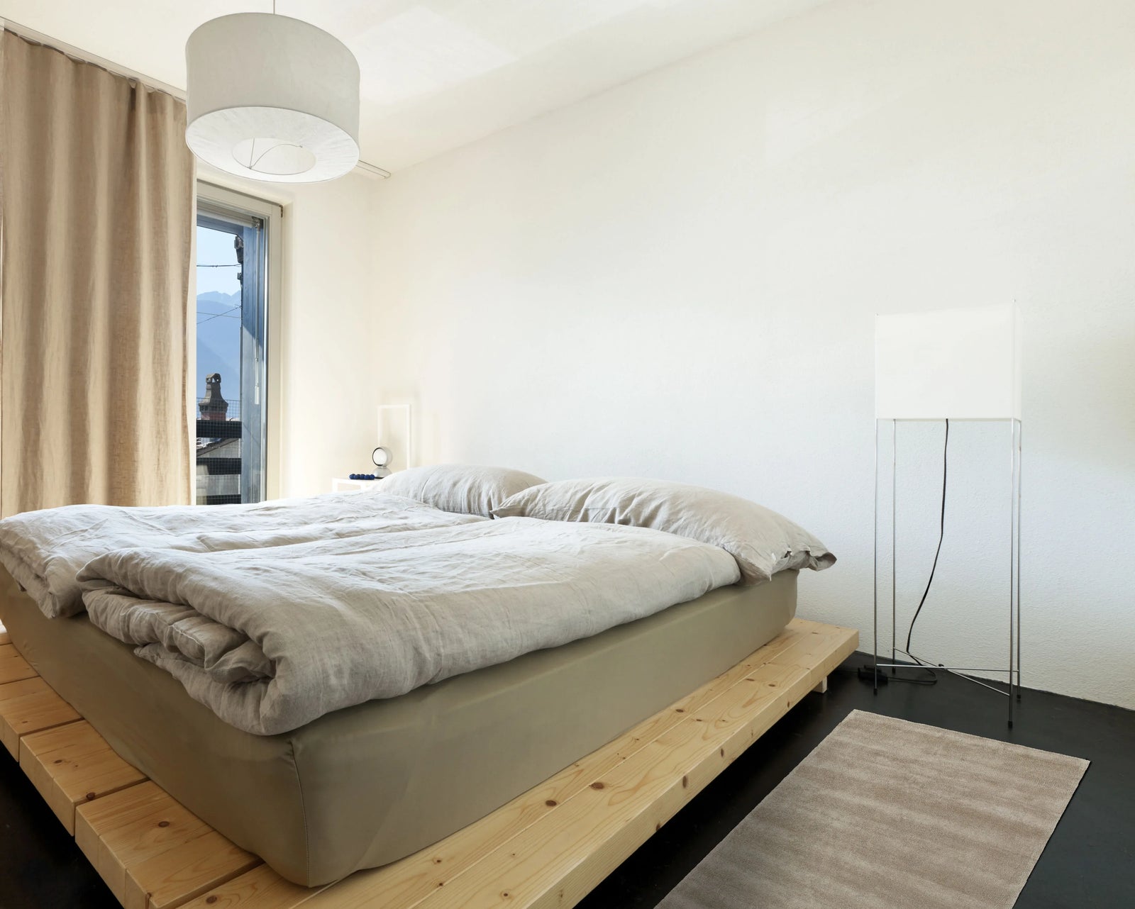 Petit tapis confortable en viscose beige et uni - Tapis Contemporains à Prix Outlet - Bel-Deco
